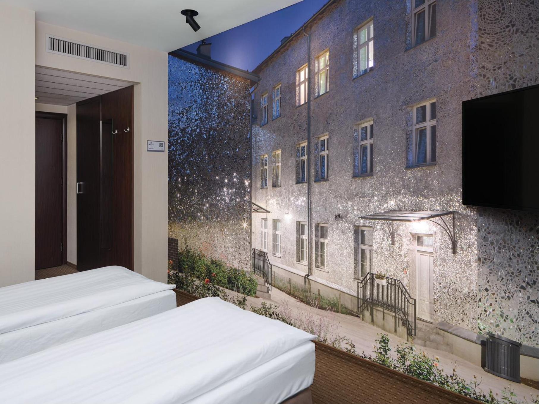 Iness Hotel Łódź Dış mekan fotoğraf